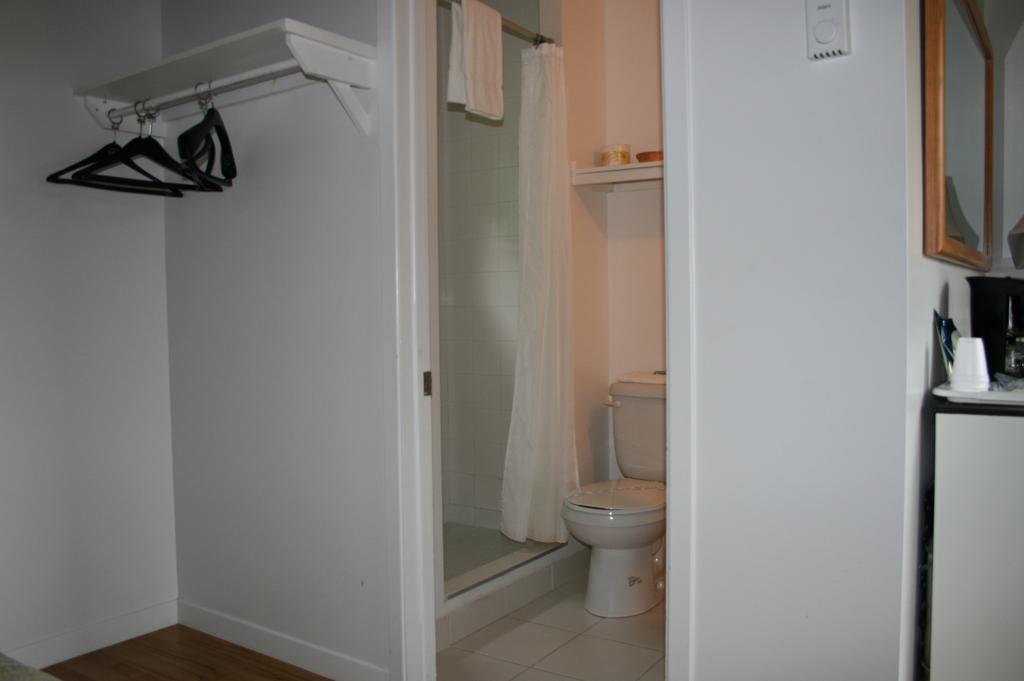 La Cuillere A Pot Hotel แซงต์-โดนาต์-เดอ-มงกาล์ม ห้อง รูปภาพ